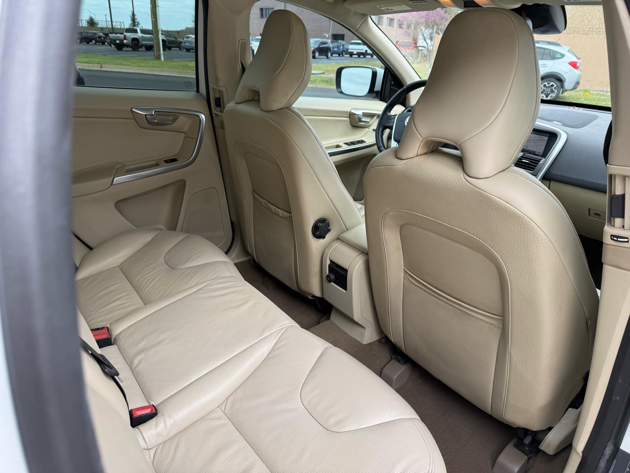 Volvo XC60 FWD 4dr 3.2L 2014