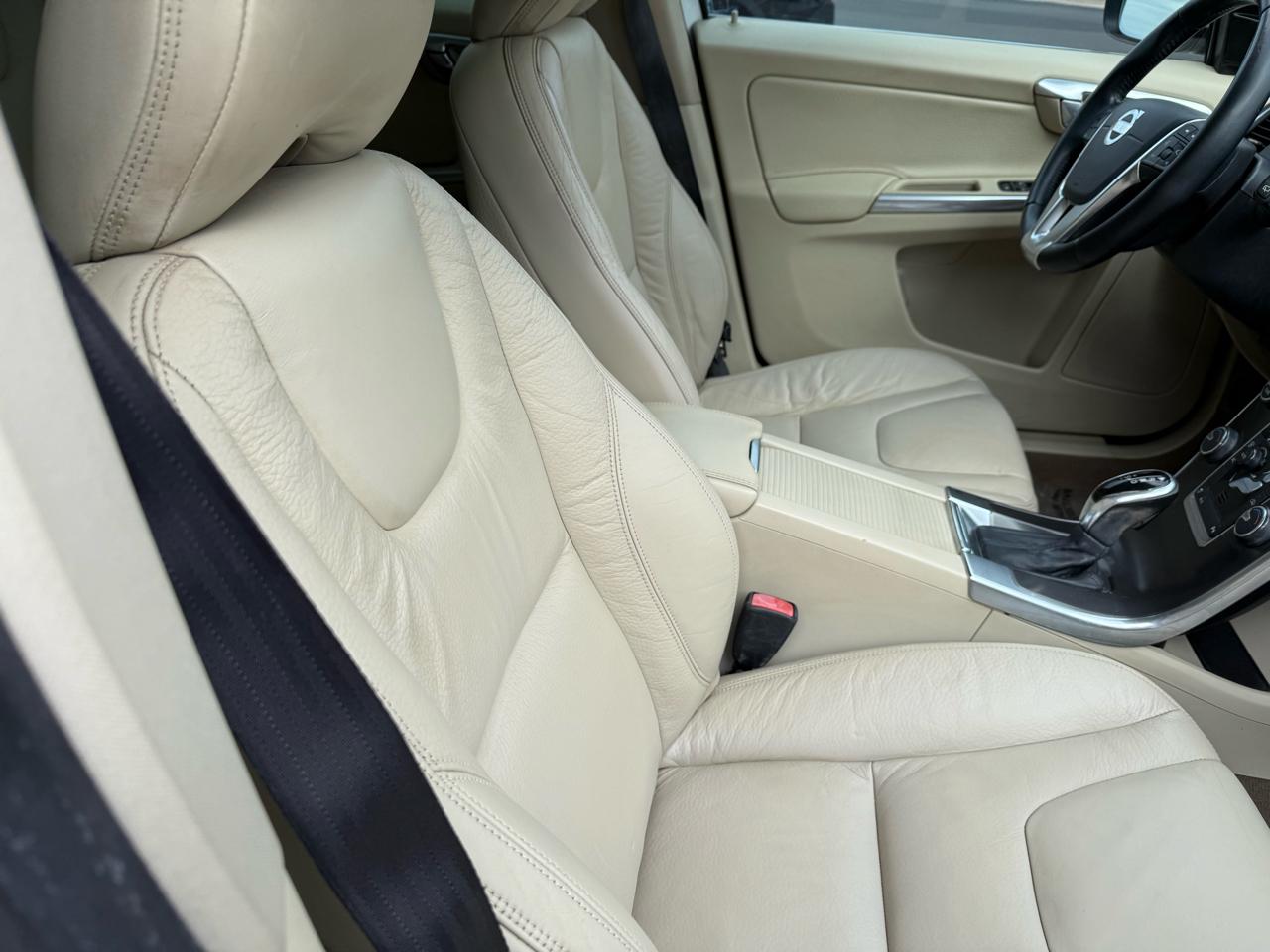 Volvo XC60 FWD 4dr 3.2L 2014