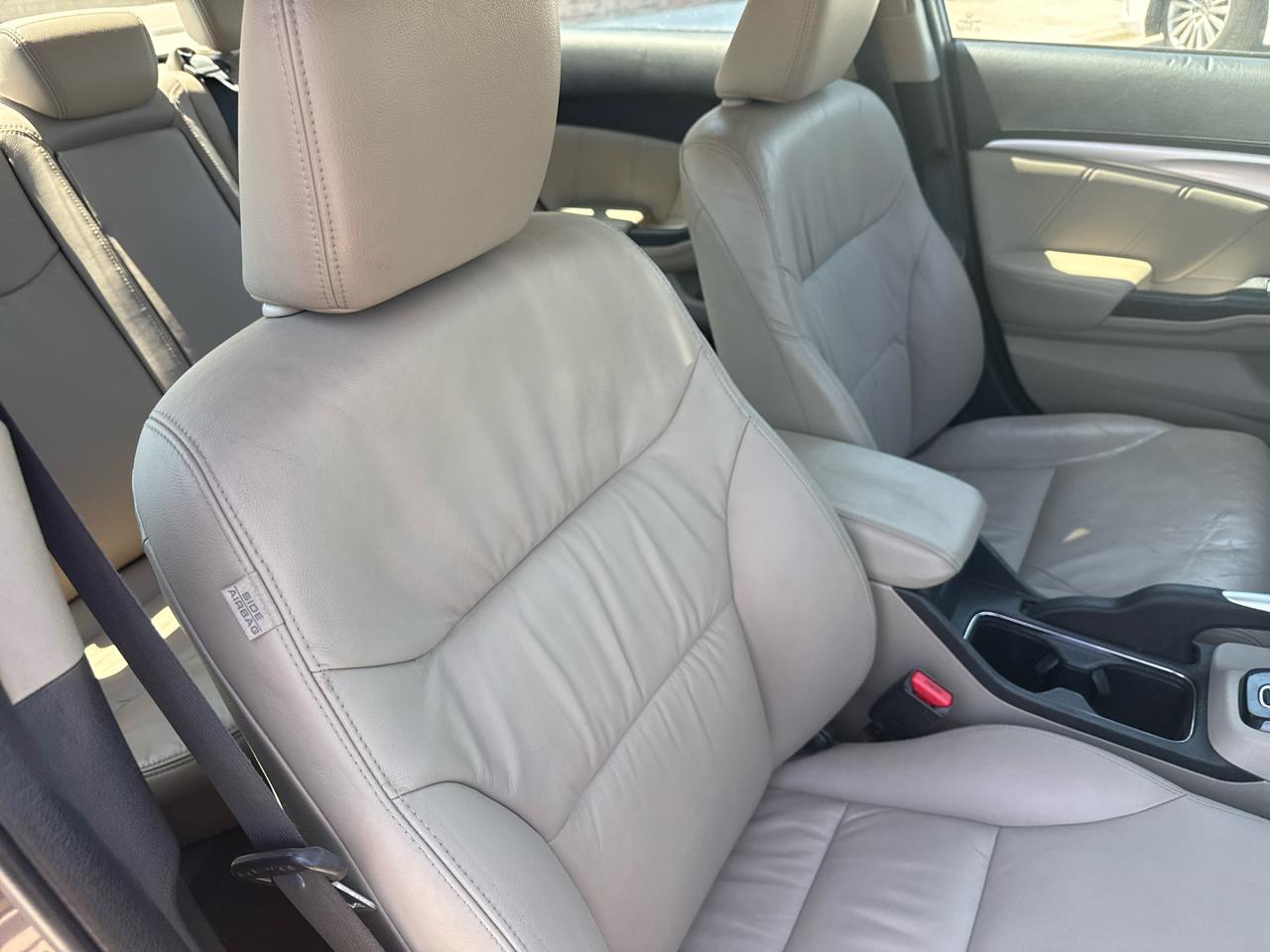 Honda Civic Sedan 4dr CVT EX-L 2015