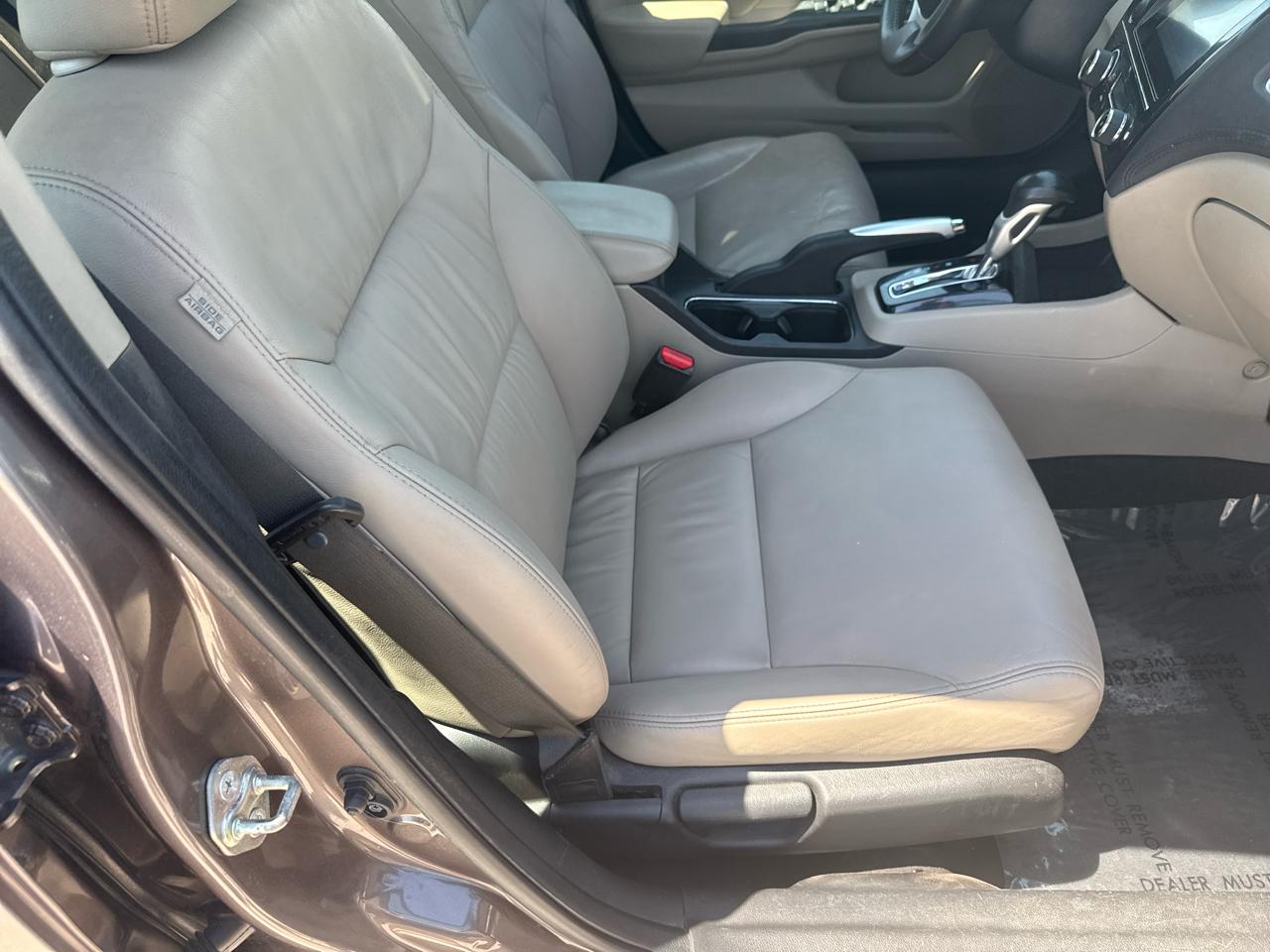 Honda Civic Sedan 4dr CVT EX-L 2015