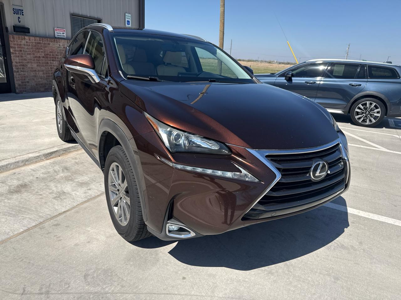 Lexus NX 200t FWD 4dr 2016