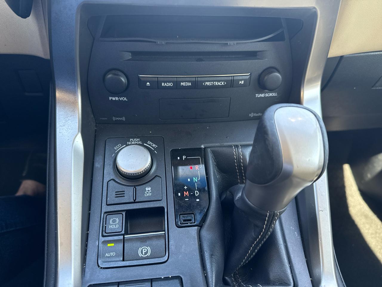 Lexus NX 200t FWD 4dr 2016