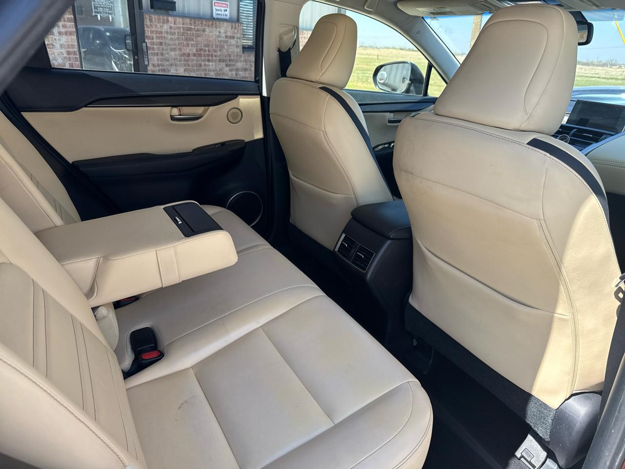 Lexus NX 200t FWD 4dr 2016