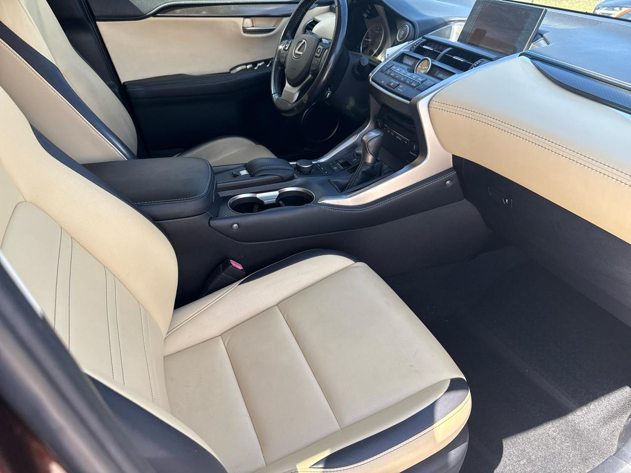 Lexus NX 200t FWD 4dr 2016