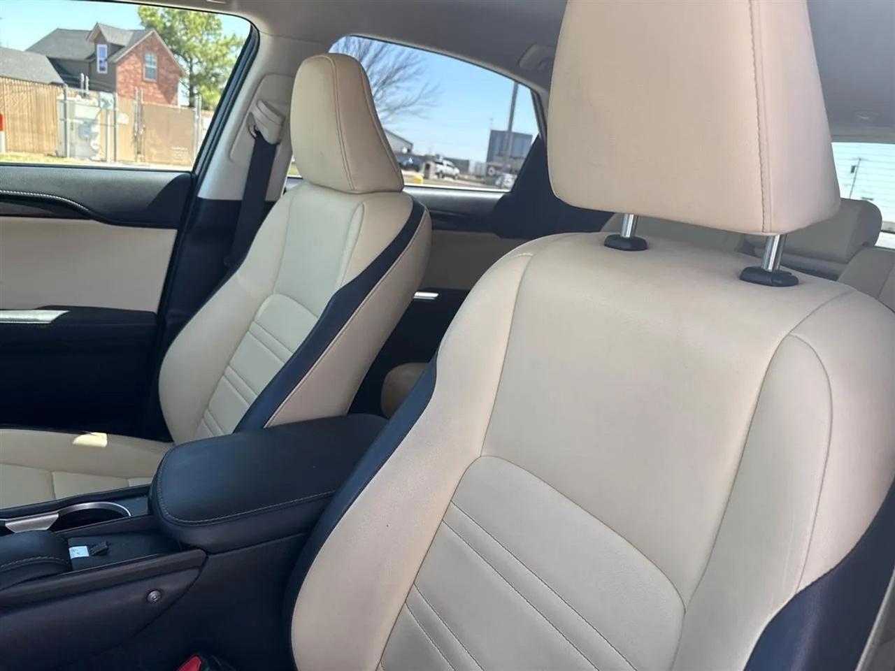 Lexus NX 200t FWD 4dr 2016