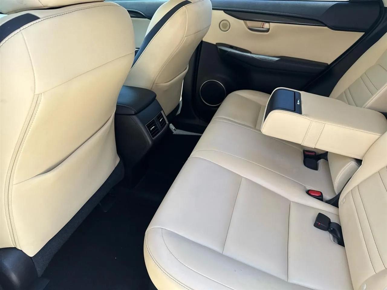 Lexus NX 200t FWD 4dr 2016