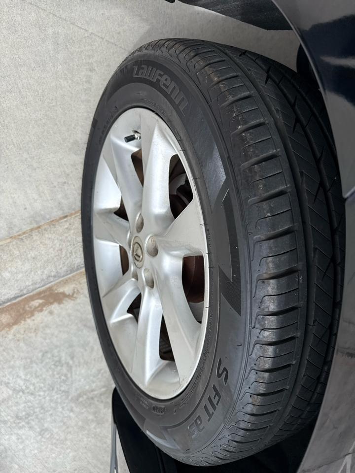 Lexus RX 350 FWD 4dr 2010