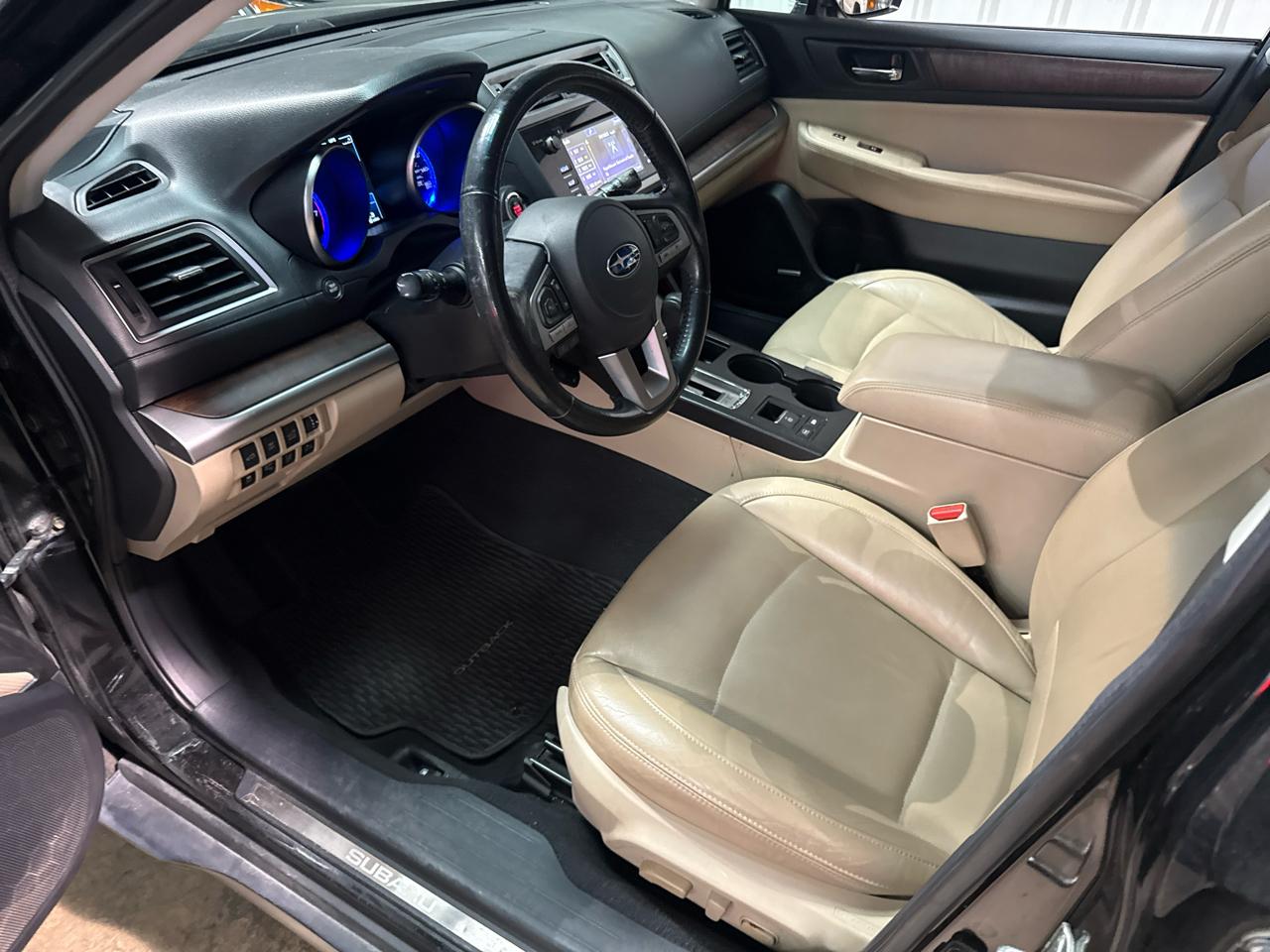 Subaru Outback 4dr Wgn 3.6R Limited 2016