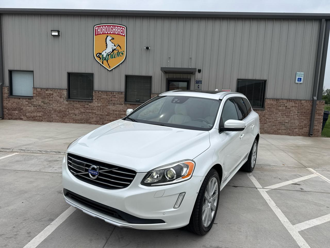 Volvo XC60 2015.5 AWD 4dr T6 Platinum 2015