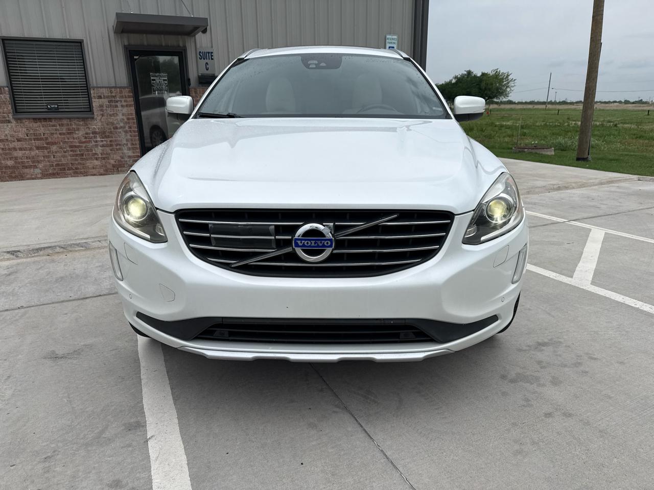Volvo XC60 2015.5 AWD 4dr T6 Platinum 2015