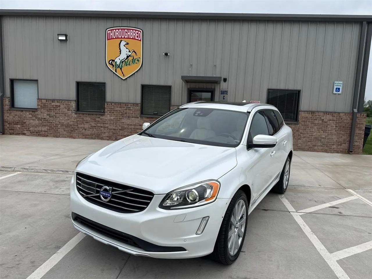 Volvo XC60 2015.5 AWD 4dr T6 Platinum 2015