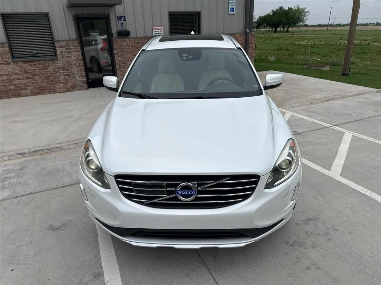Volvo XC60 2015.5 AWD 4dr T6 Platinum 2015