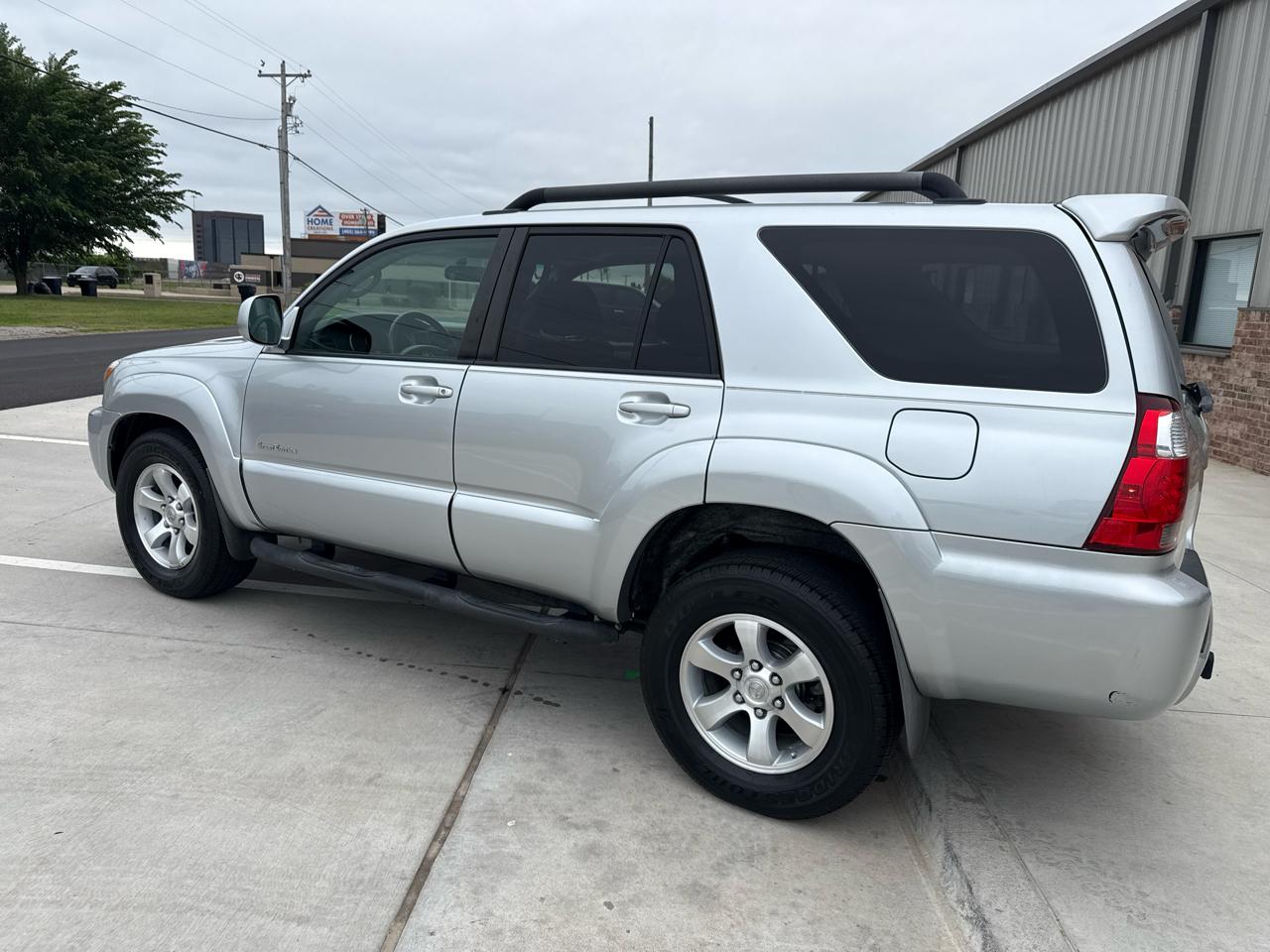 Toyota 4Runner 2WD 4dr V6 SR5 (Natl) 2007