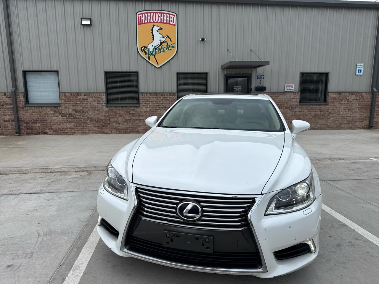 Lexus LS 460 4dr Sdn RWD 2013