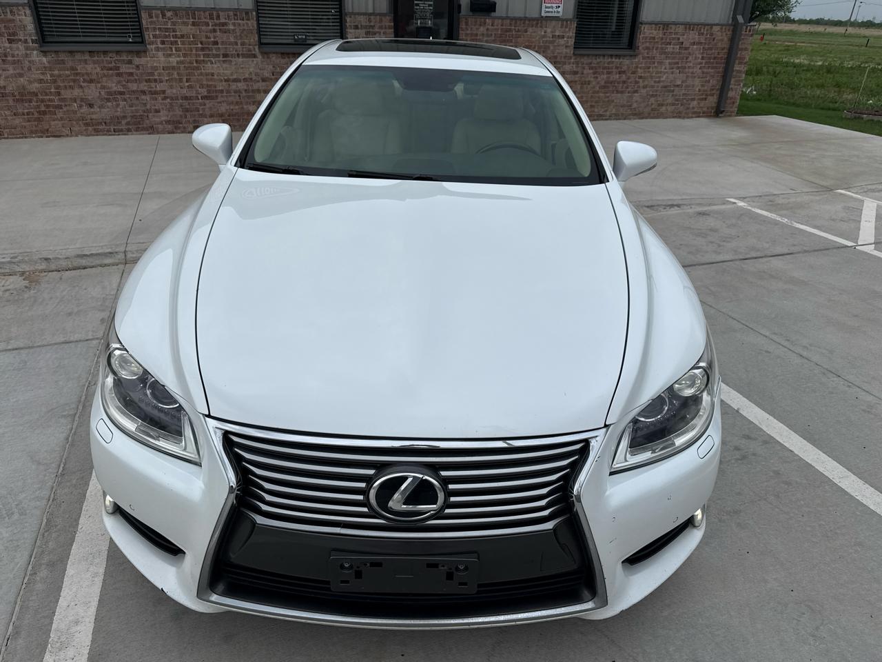 Lexus LS 460 4dr Sdn RWD 2013