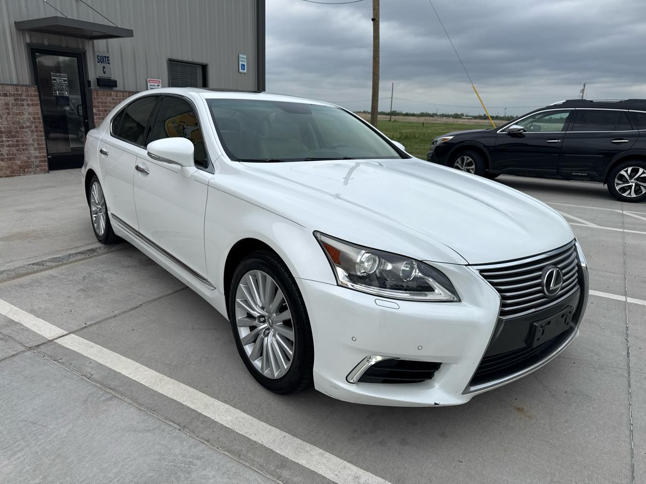 Lexus LS 460 4dr Sdn RWD 2013