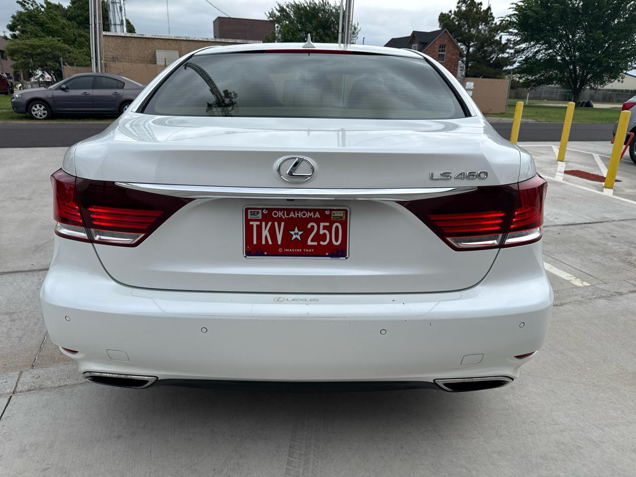 Lexus LS 460 4dr Sdn RWD 2013