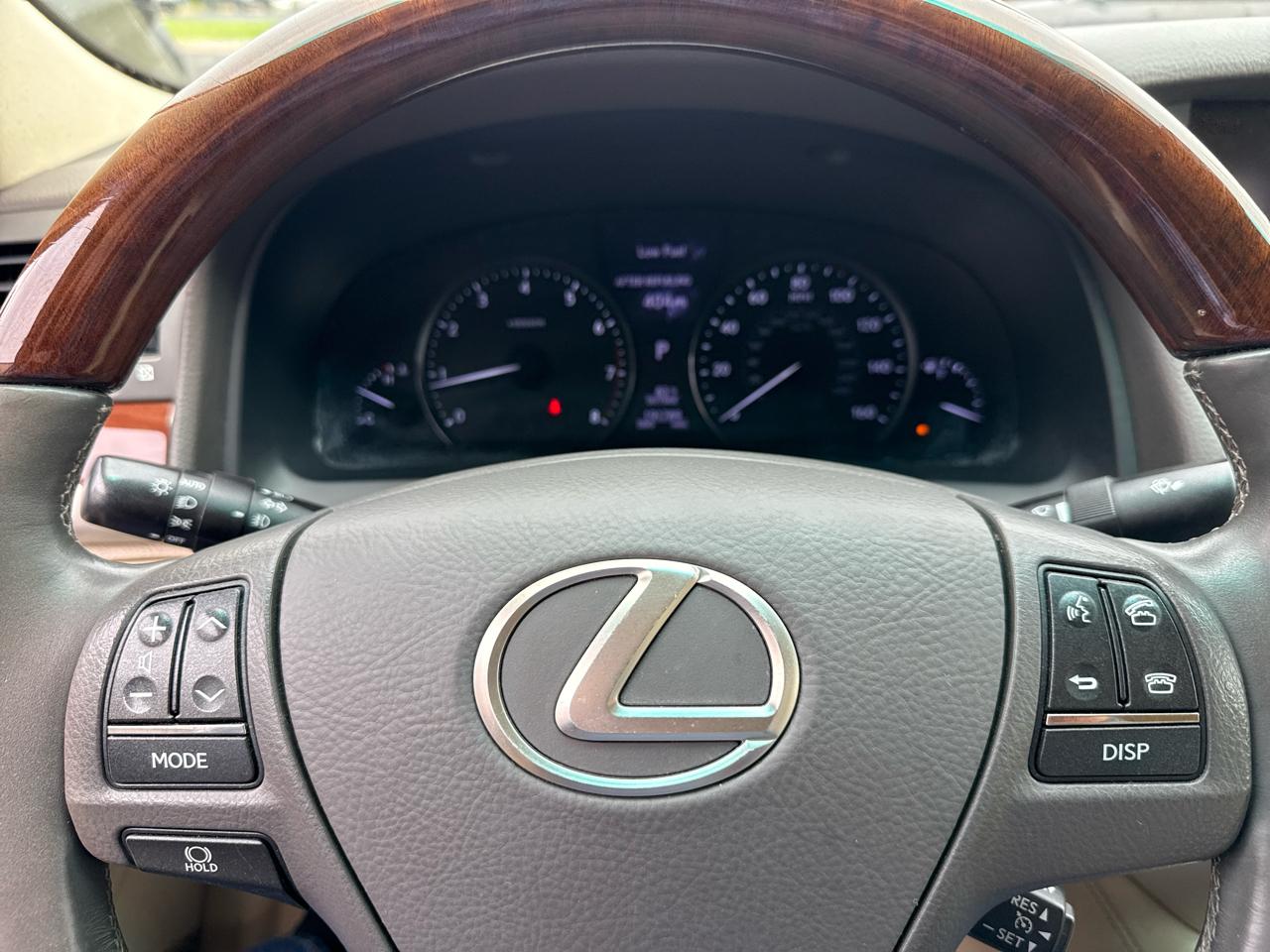 Lexus LS 460 4dr Sdn RWD 2013