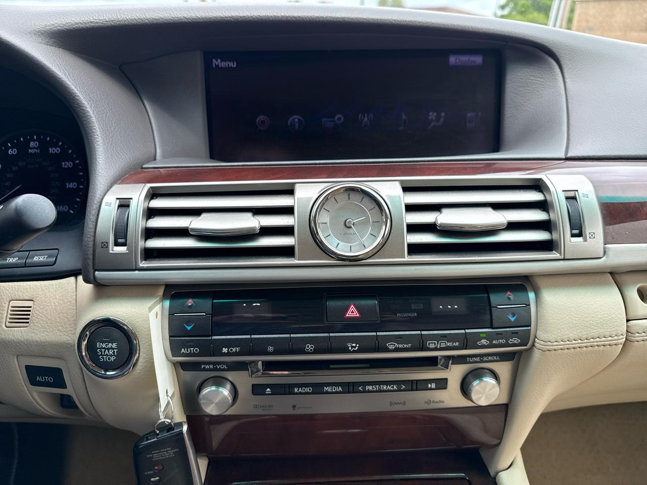 Lexus LS 460 4dr Sdn RWD 2013