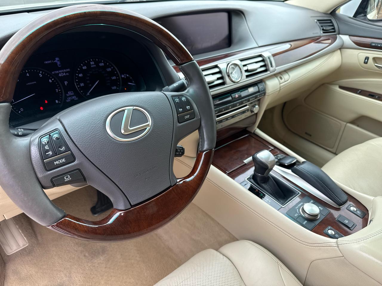 Lexus LS 460 4dr Sdn RWD 2013