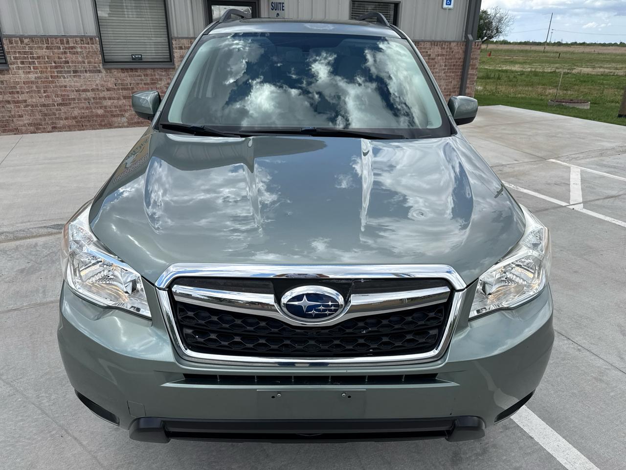 Subaru Forester 4dr CVT 2.5i Premium PZEV 2016