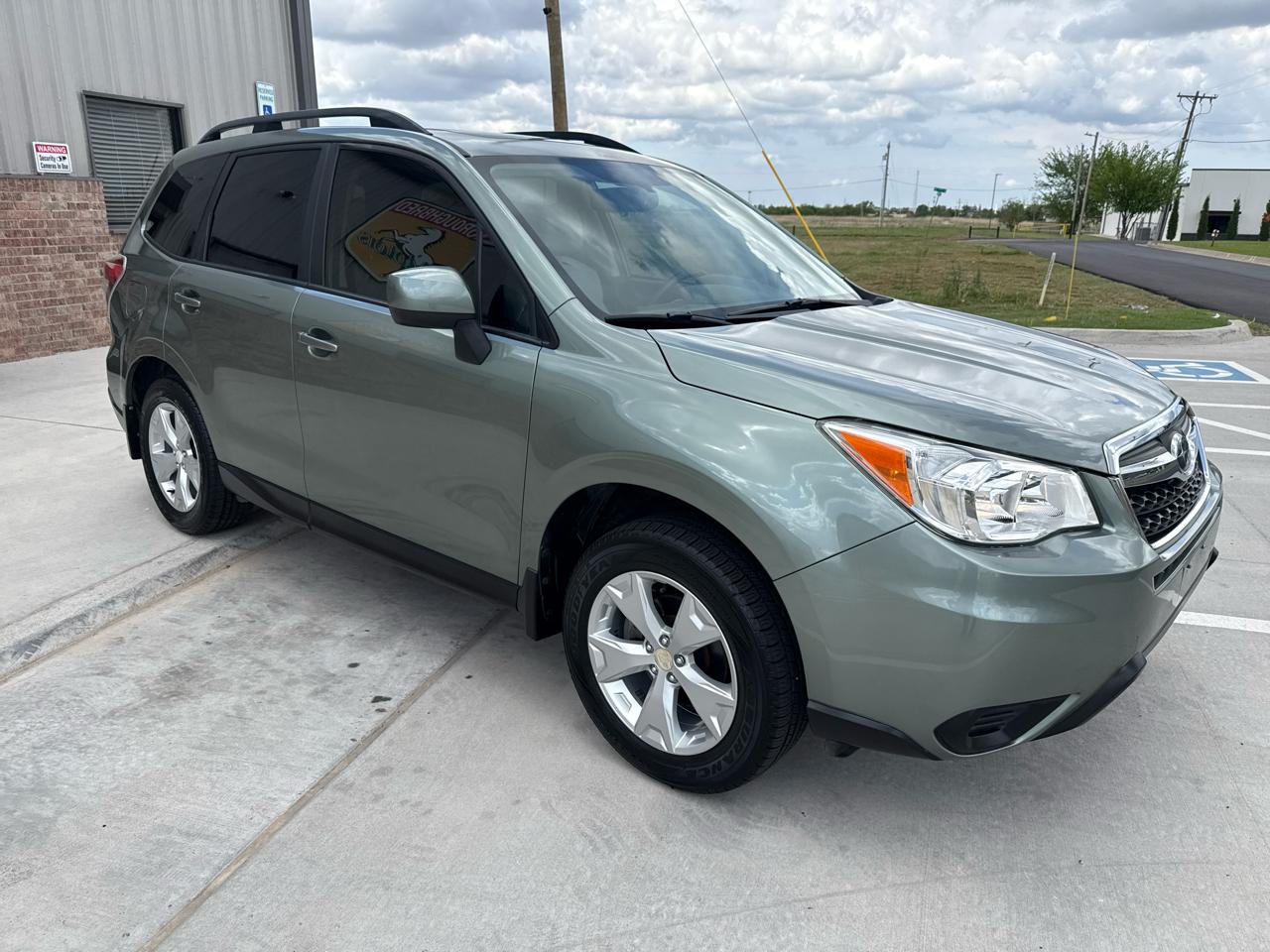 Subaru Forester 4dr CVT 2.5i Premium PZEV 2016