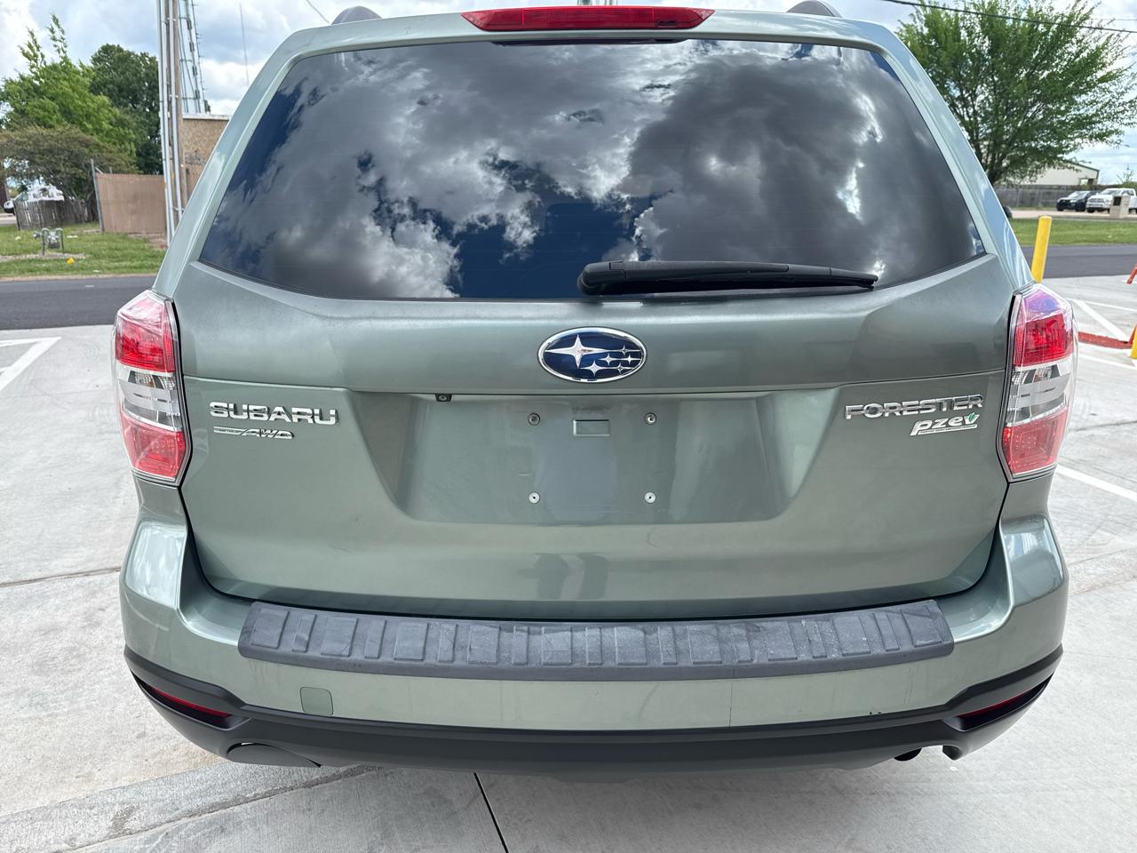 Subaru Forester 4dr CVT 2.5i Premium PZEV 2016