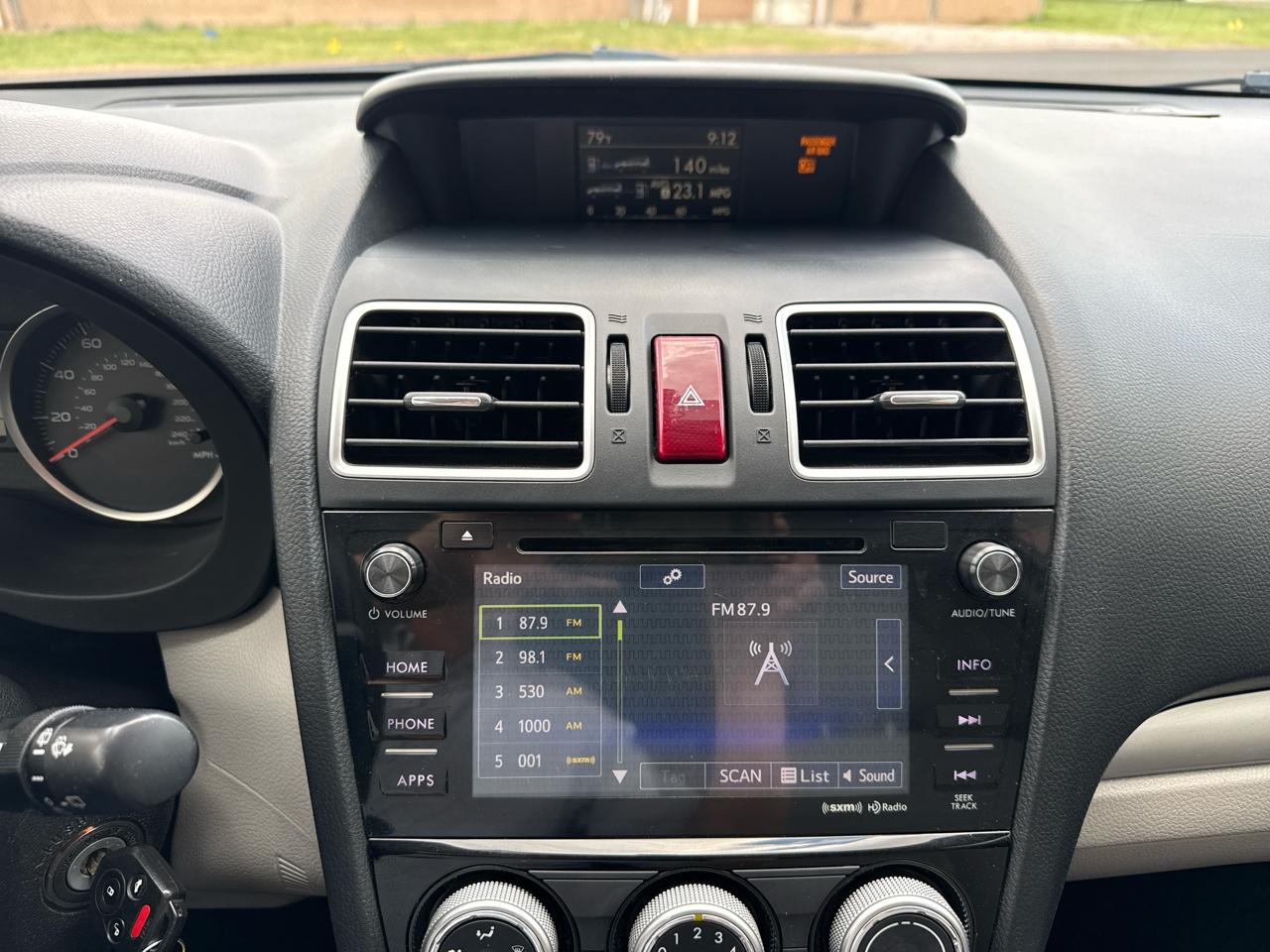 Subaru Forester 4dr CVT 2.5i Premium PZEV 2016