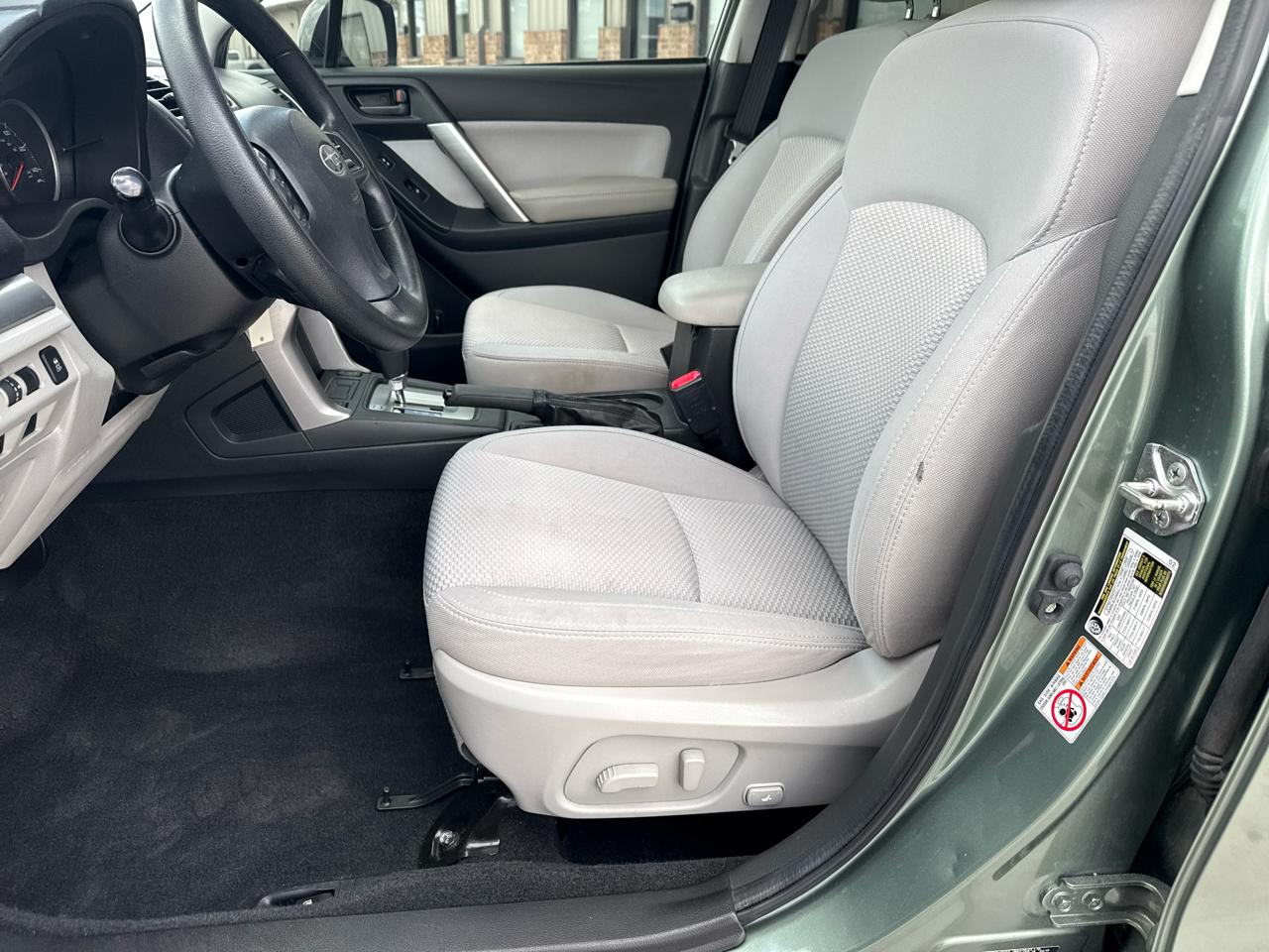 Subaru Forester 4dr CVT 2.5i Premium PZEV 2016