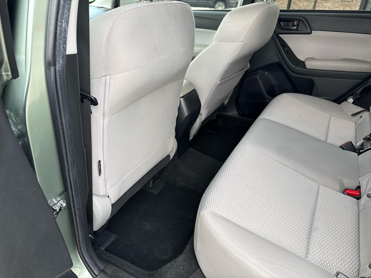 Subaru Forester 4dr CVT 2.5i Premium PZEV 2016