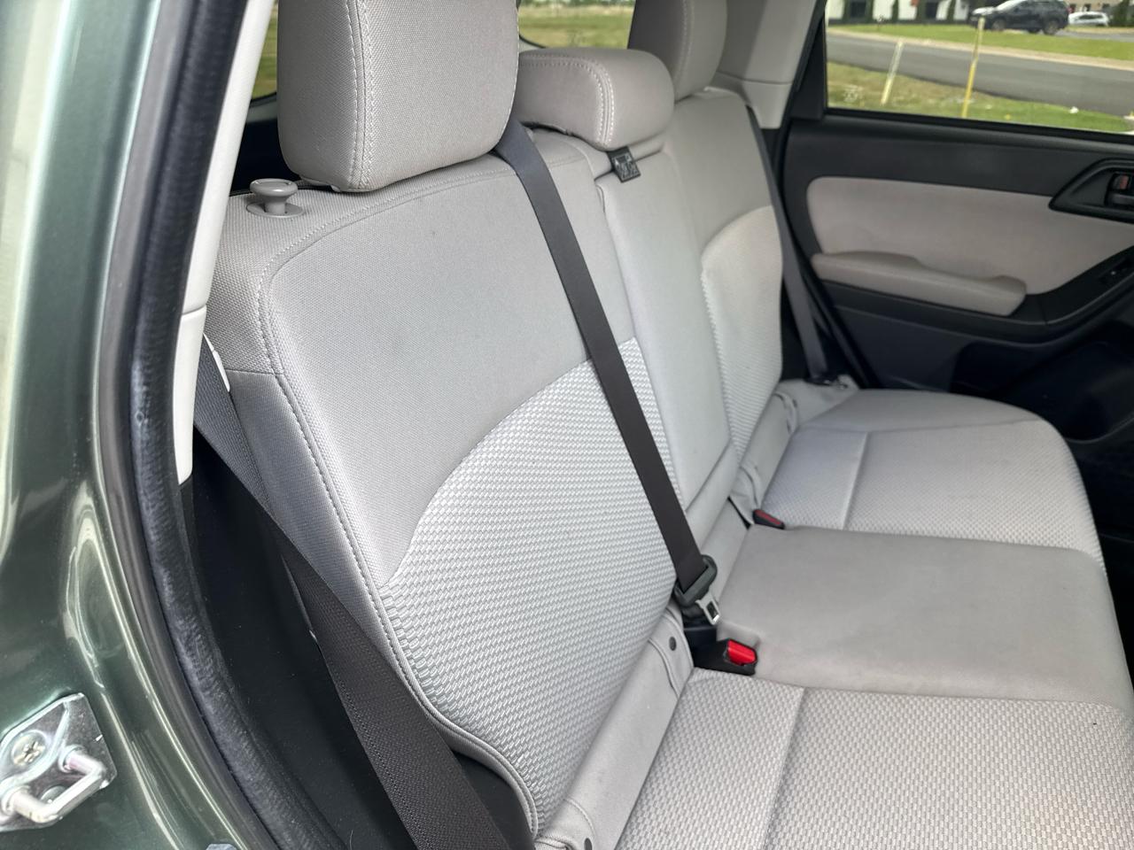 Subaru Forester 4dr CVT 2.5i Premium PZEV 2016