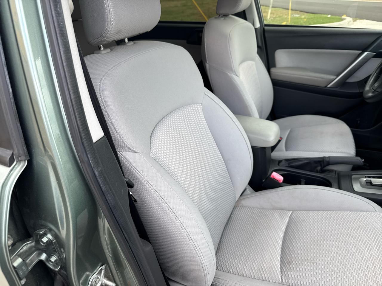 Subaru Forester 4dr CVT 2.5i Premium PZEV 2016