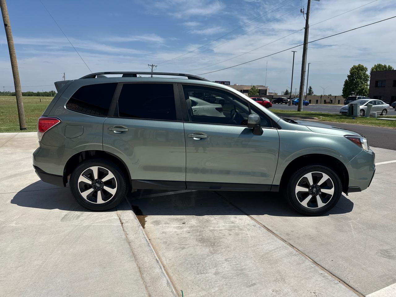 Subaru Forester 2.5i Premium CVT 2017