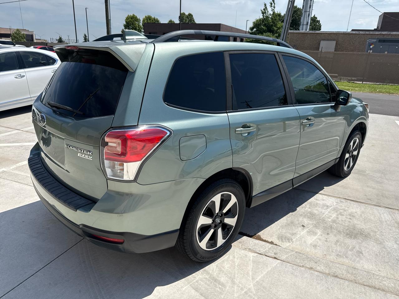 Subaru Forester 2.5i Premium CVT 2017