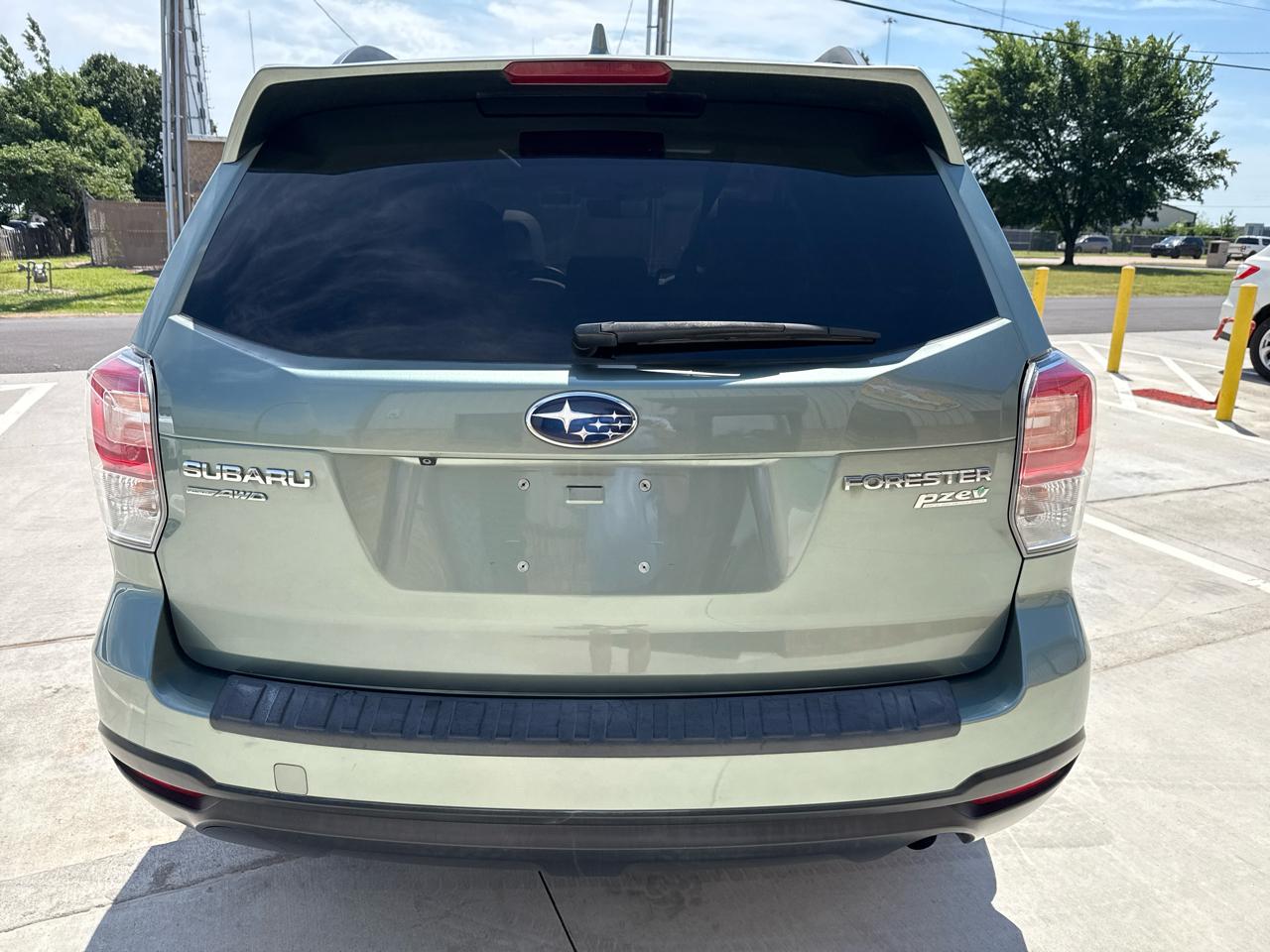 Subaru Forester 2.5i Premium CVT 2017