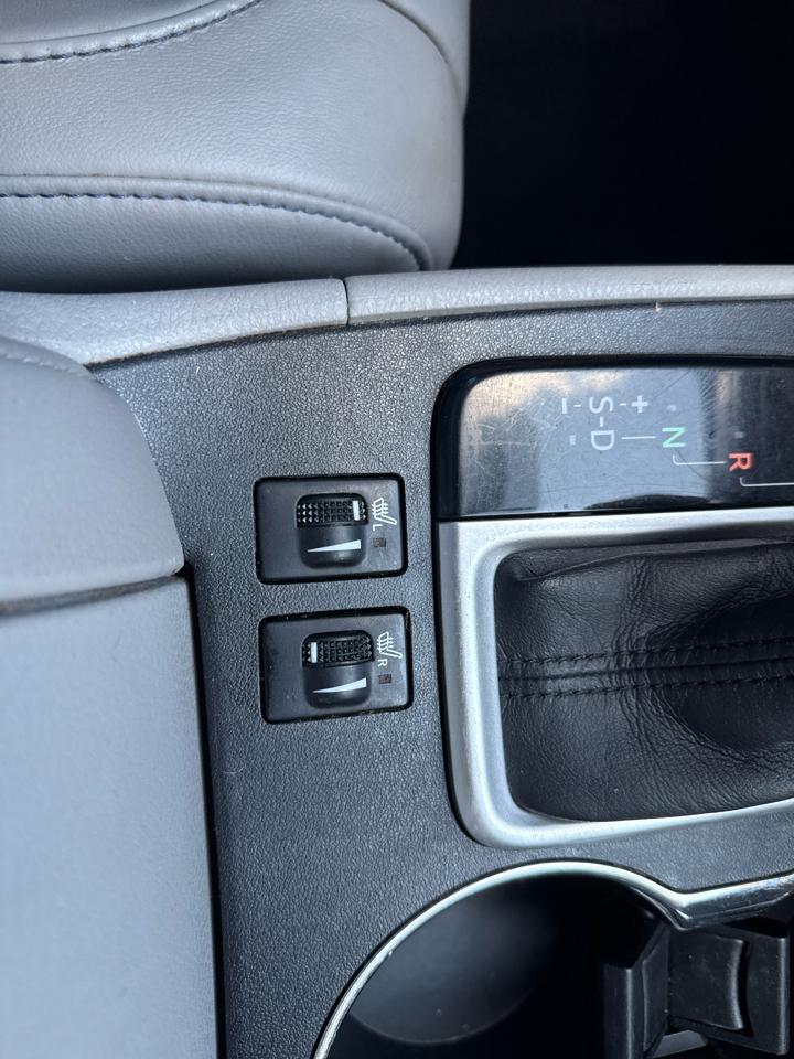 Toyota Highlander FWD 4dr V6 XLE (Natl) 2015