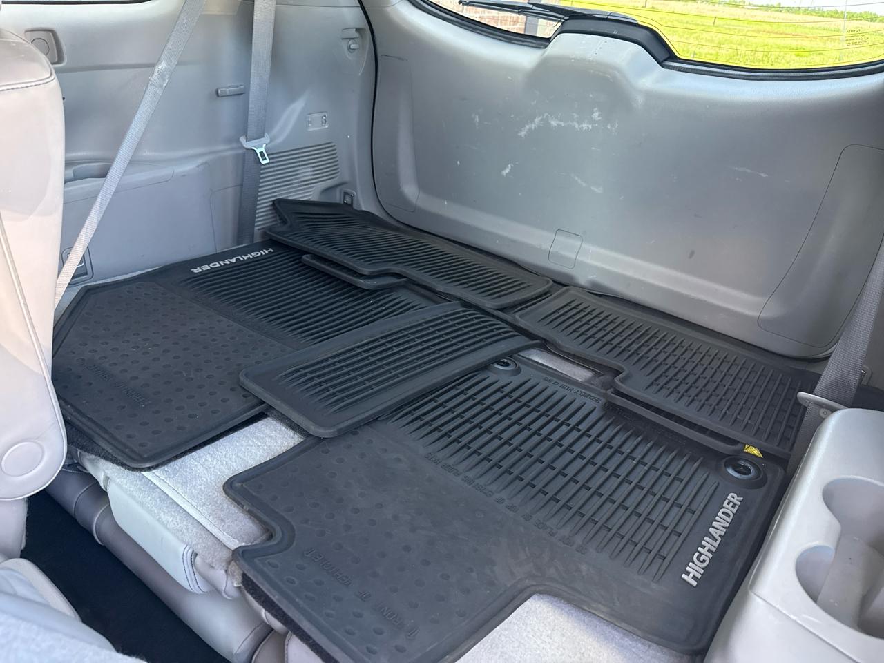 Toyota Highlander FWD 4dr V6 XLE (Natl) 2015