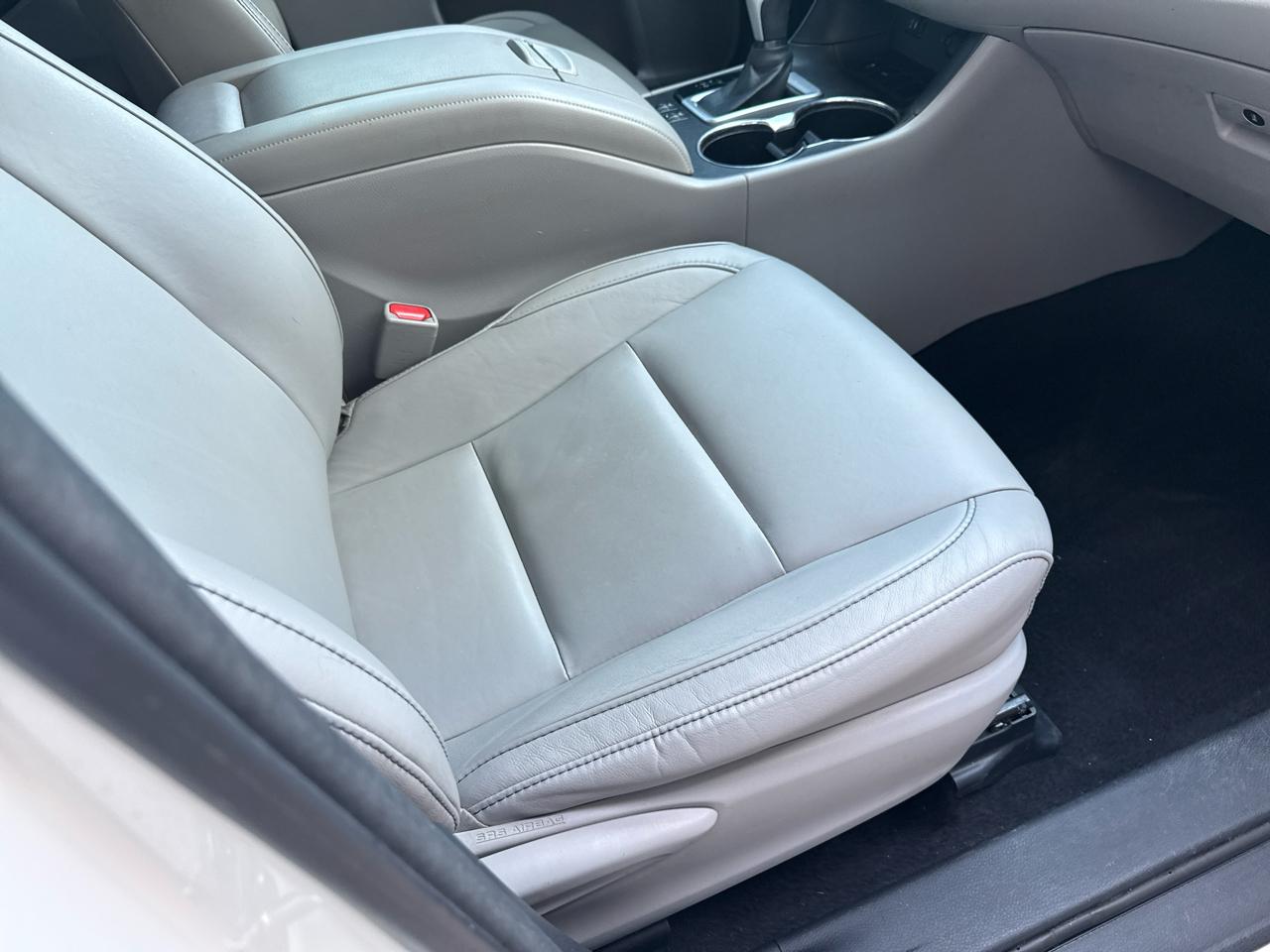 Toyota Highlander FWD 4dr V6 XLE (Natl) 2015