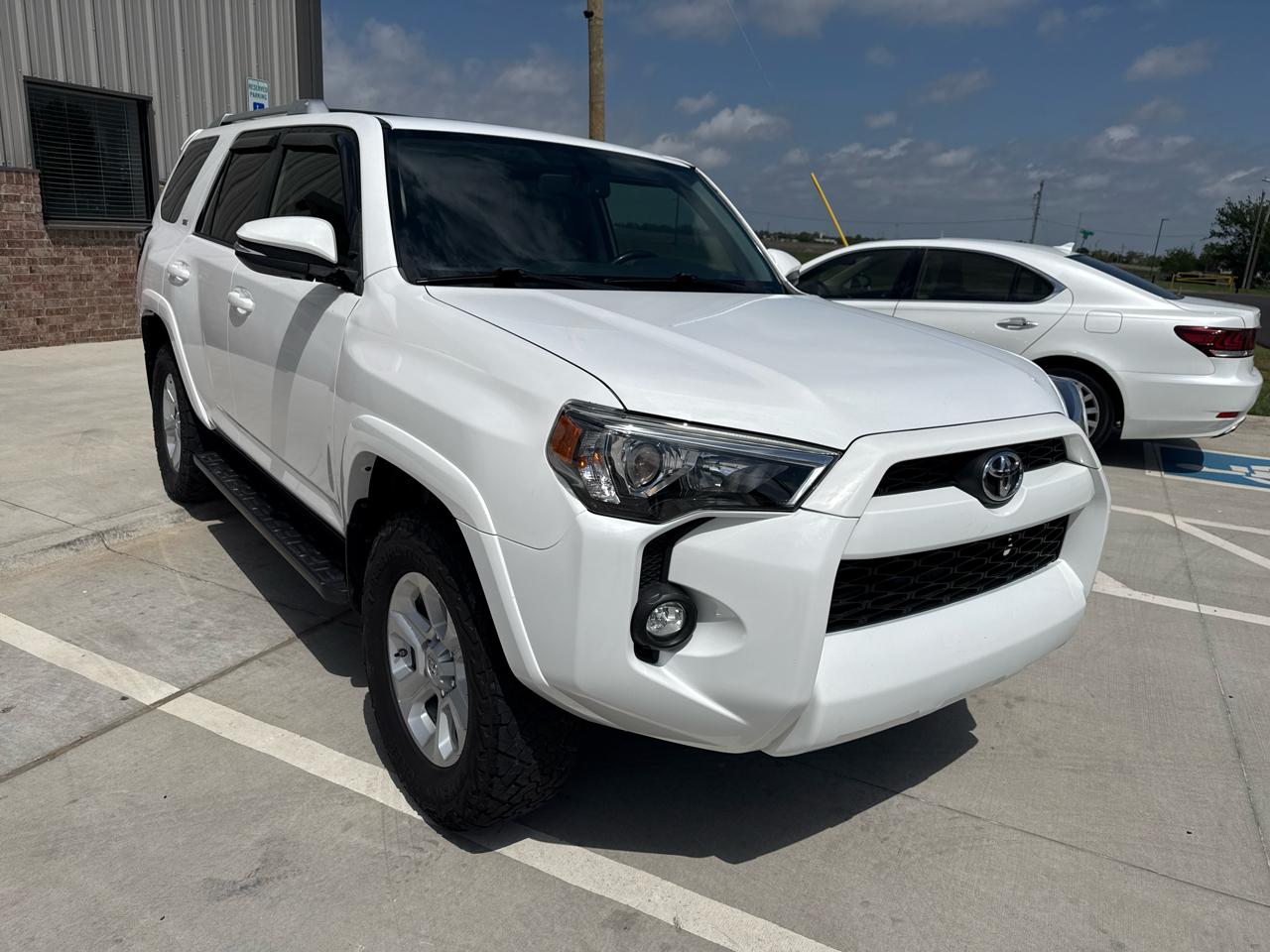 Toyota 4Runner RWD 4dr V6 SR5 Premium (Natl) 2014