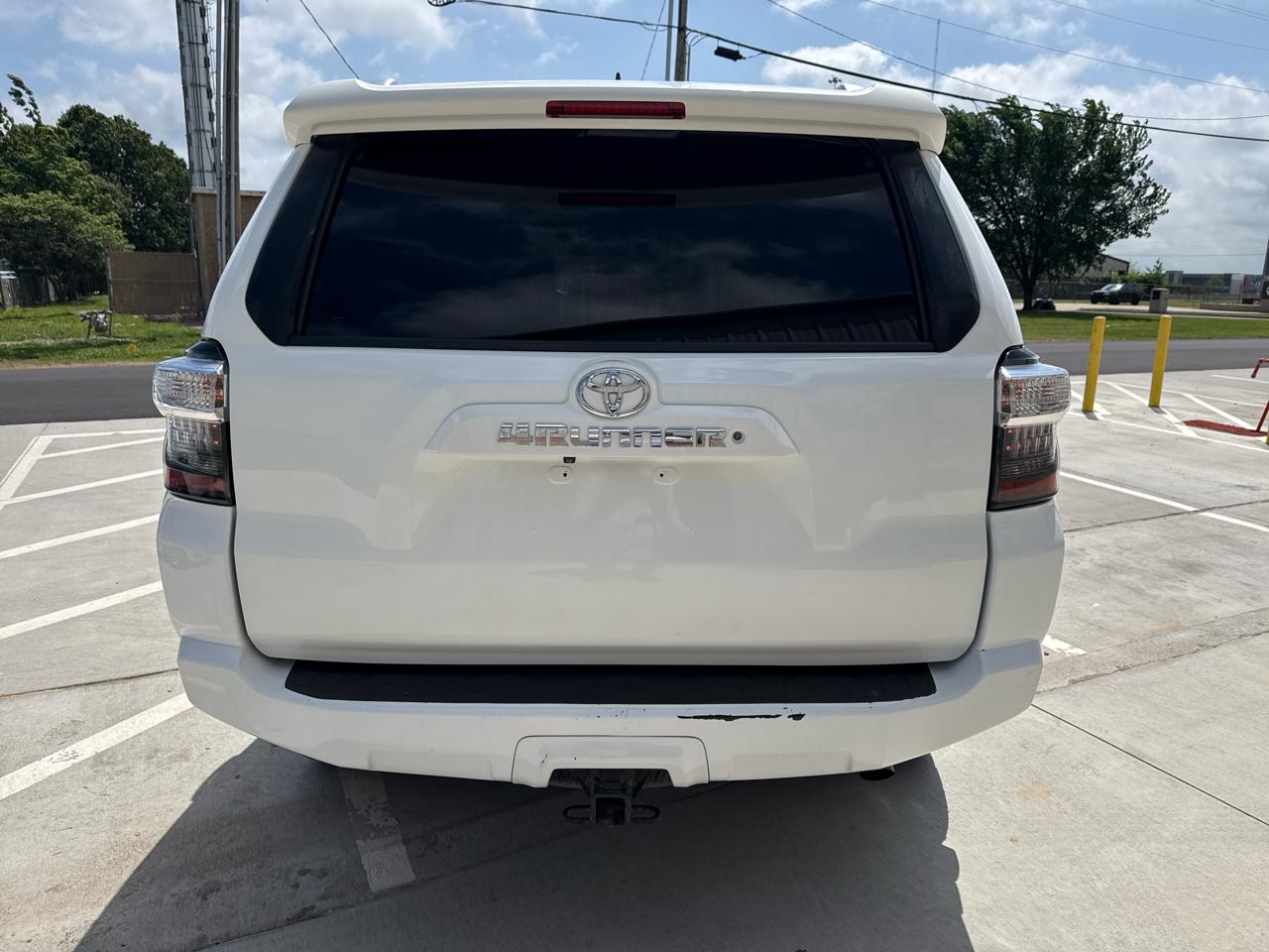Toyota 4Runner RWD 4dr V6 SR5 Premium (Natl) 2014