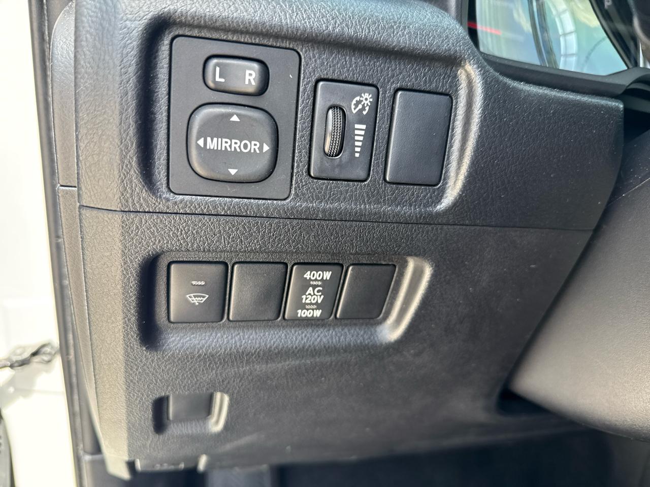 Toyota 4Runner RWD 4dr V6 SR5 Premium (Natl) 2014
