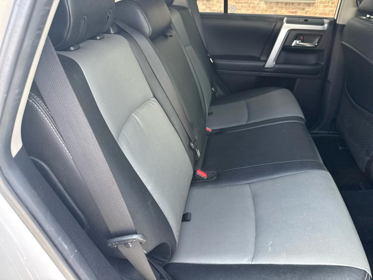 Toyota 4Runner RWD 4dr V6 SR5 Premium (Natl) 2014