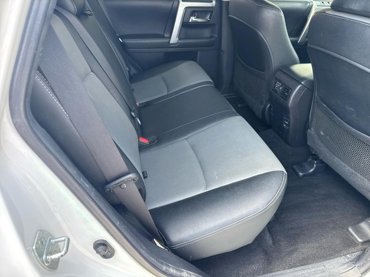 Toyota 4Runner RWD 4dr V6 SR5 Premium (Natl) 2014
