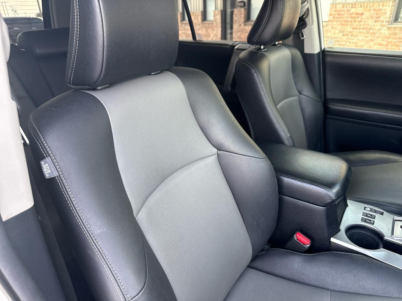 Toyota 4Runner RWD 4dr V6 SR5 Premium (Natl) 2014