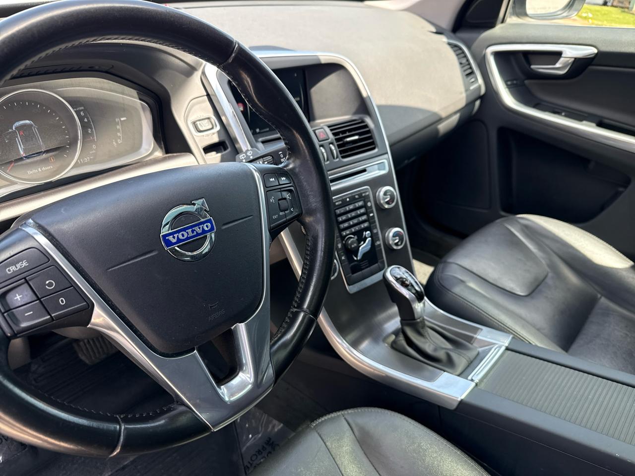 Volvo XC60 AWD 4dr T5 Premier 2016