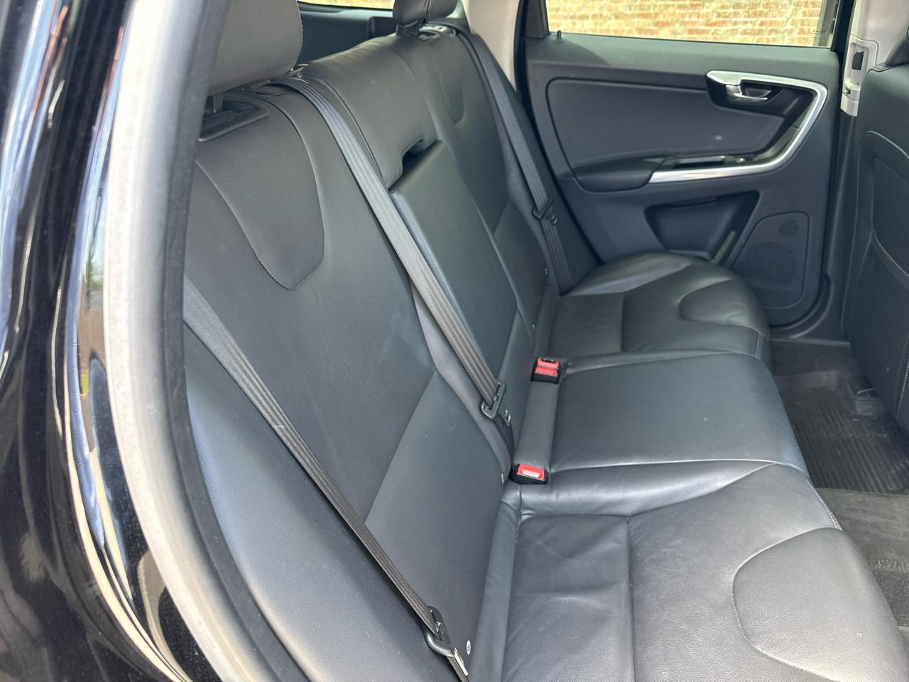 Volvo XC60 AWD 4dr T5 Premier 2016