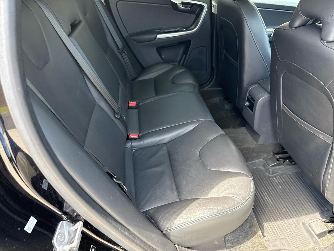 Volvo XC60 AWD 4dr T5 Premier 2016
