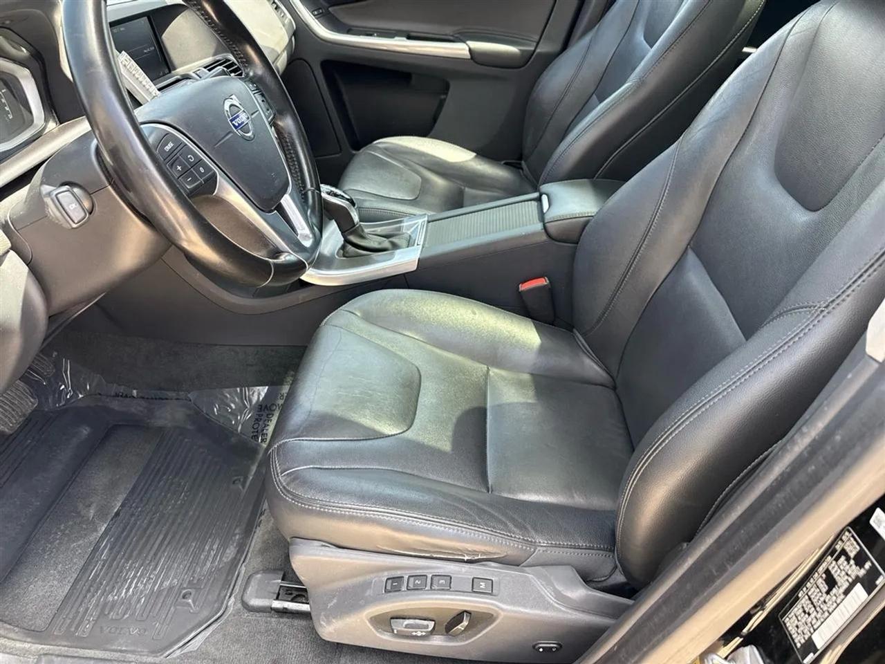Volvo XC60 AWD 4dr T5 Premier 2016