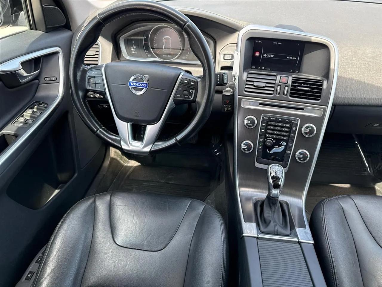 Volvo XC60 AWD 4dr T5 Premier 2016