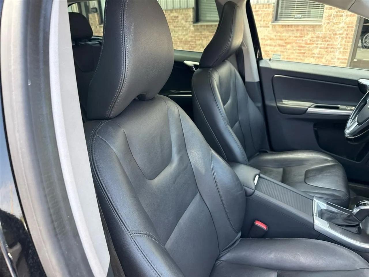 Volvo XC60 AWD 4dr T5 Premier 2016